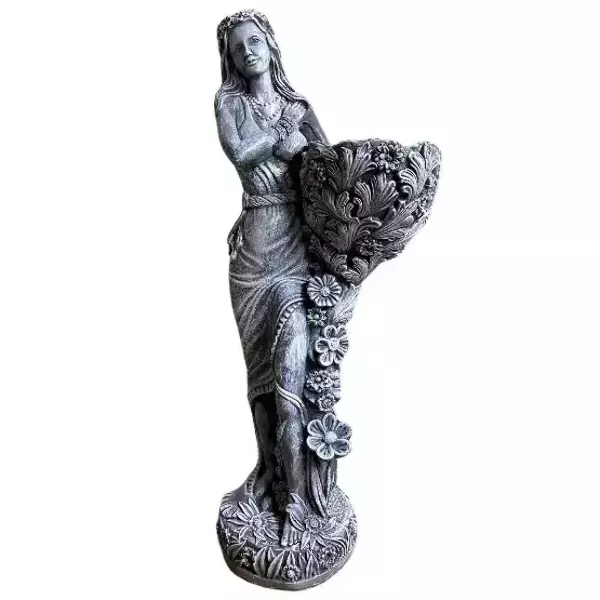 Садовая фигура "Девушка с корзиной" камень