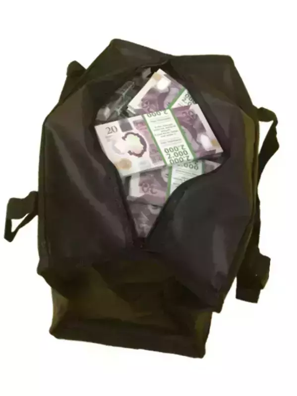 Сумка с деньгами 20 фунтов