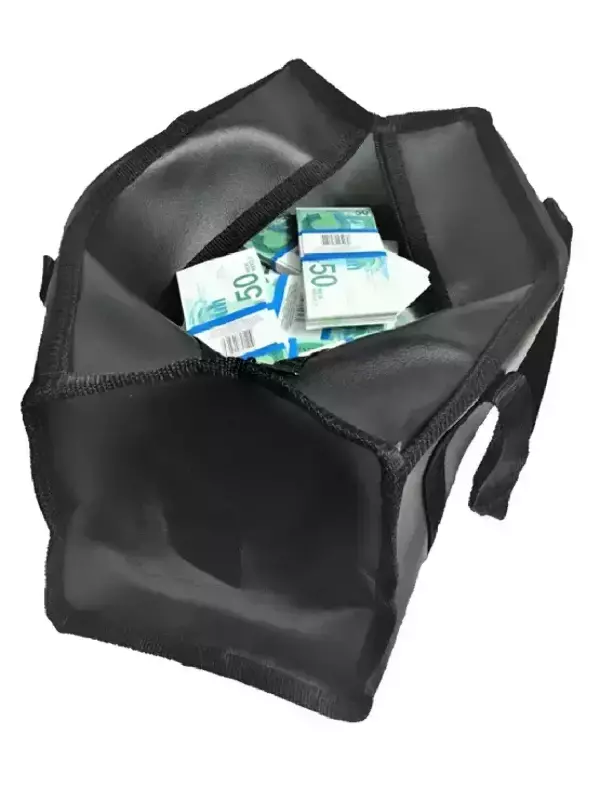 Сумка с деньгами 50 шекелей