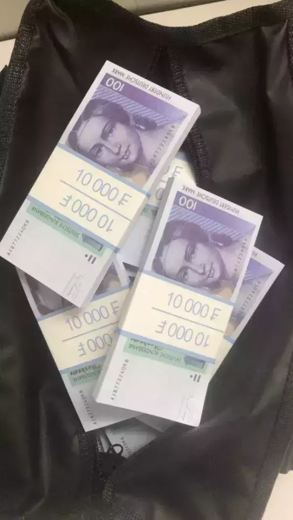 Сумка с деньгами 100 немецких марок, фото 2