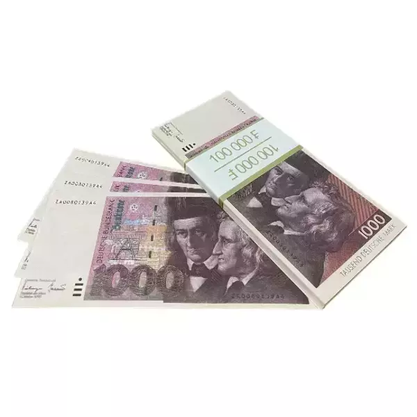 Сувенирные деньги 1000 немецких марок – 80 банкнот