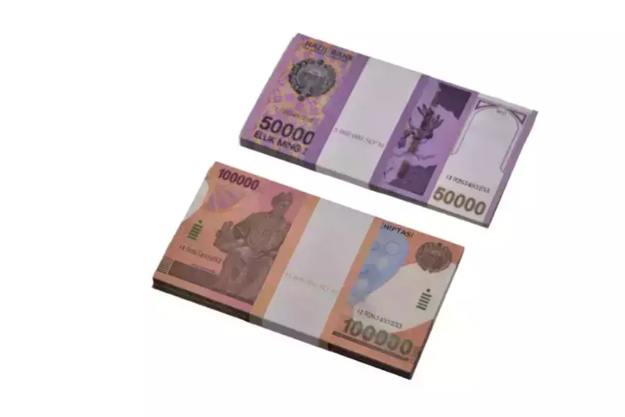 Набор №24 Сувенирные деньги Узбекские сумы (50000,100000)