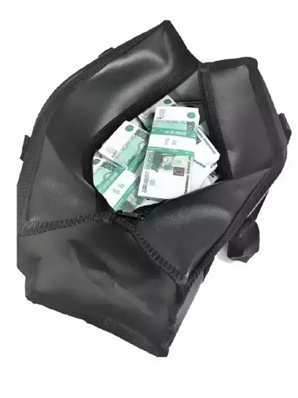 Сумка с деньгами 1000 рублей