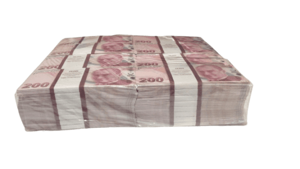 Фальшивые купюры 2000000 египетских фунтов (200 египетских фунтов)