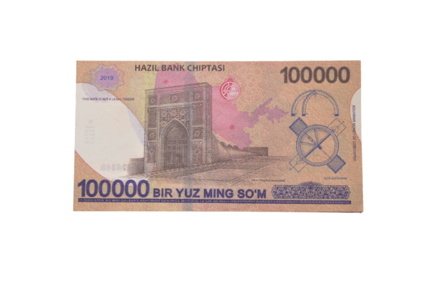 Сувенирные деньги 100000 сум - 80 банкнот