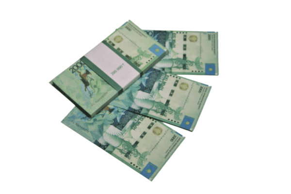 Сувенирные деньги 2000 тенге - 80 банкнот
